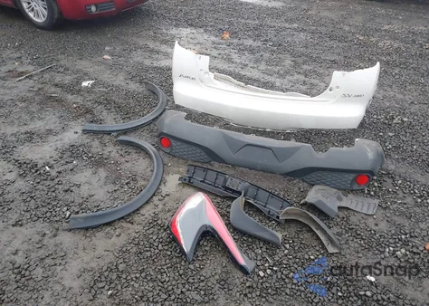 2015 Nissan Juke Sv from USA, damaged, VIN JN8AF5MV1FT556741